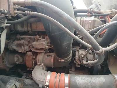 Detroit DD15 Engine for a 2014 Freightliner CASCADIA PX125064S T