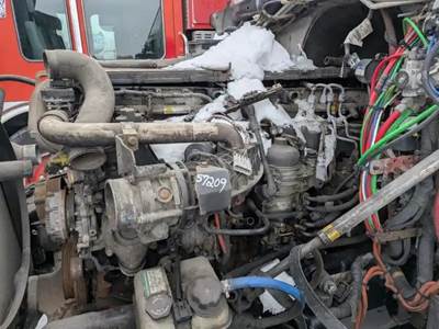 Detroit DD15 Engine for a 2017 Freightliner CASCADIA