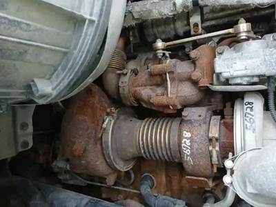 Detroit DD15 Engine for a 2012 Freightliner CASCADIA