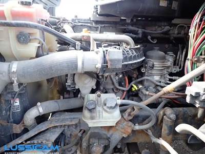Detroit DD15 Engine for a 2018 Freightliner CASCADIA