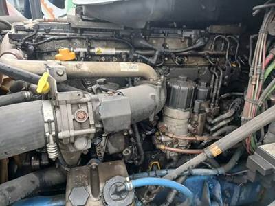 Detroit DD15 Engine for a 2014 Freightliner CASCADIA PX125064S T