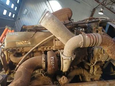 Detroit Engine for a 1995 Freightliner FLD-120