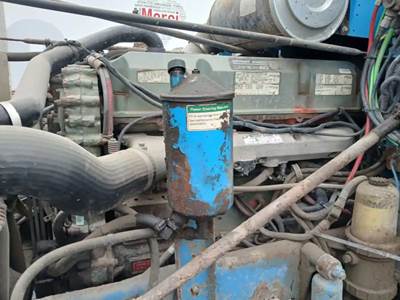 Detroit S-60 DDEC IV 12.7 Engine for a 2001 Freightliner FLD-120