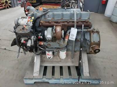 Ford 6.6 Engine for a 1993 Ford CARGO 7000