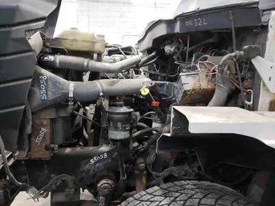 INTER HT-530 Engine for a 2004 International 7500 SBA WORKSTAR