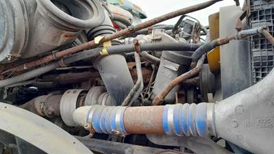 Mercedes-Benz Engine for a 2005 Freightliner COLUMBIA CL-120