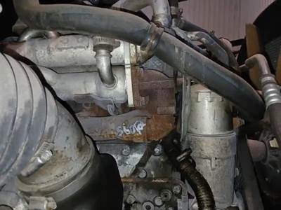 Mercedes-Benz MBE 900 Engine for a 2007 Freightliner M2 106