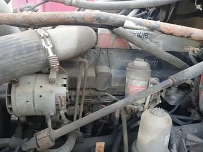 Mercedes-Benz Engine for a 2005 Freightliner COLUMBIA CL-120