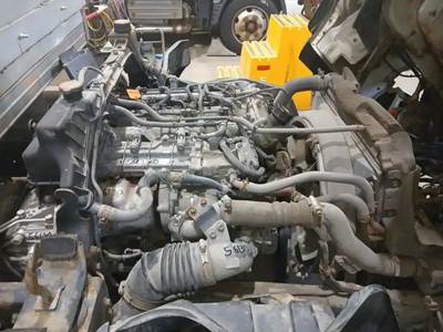 Mitsubishi Engine for a 2015 Mitsubishi Fuso FE160