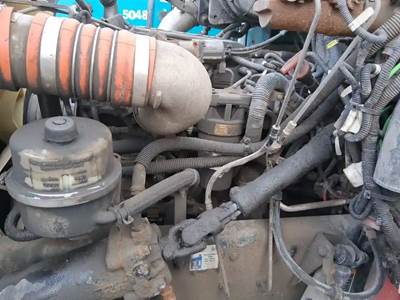 Paccar Engine for a 2014 Peterbilt 330