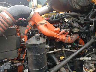 Engine for a 2012 Peterbilt 386
