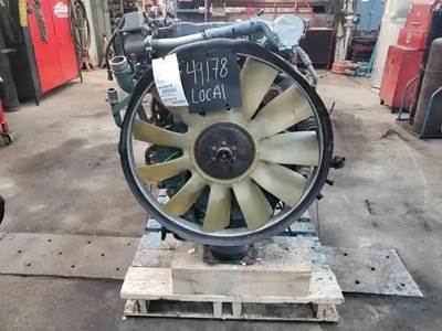 Volvo VED12D Engine for a 2005 Volvo VNL