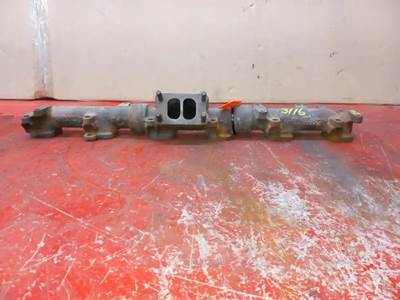 Caterpillar 3116 Exhaust Manifold