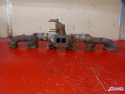 Detroit DD15 Exhaust Manifold for a 2011 Freightliner CASCADIA PX125064S
