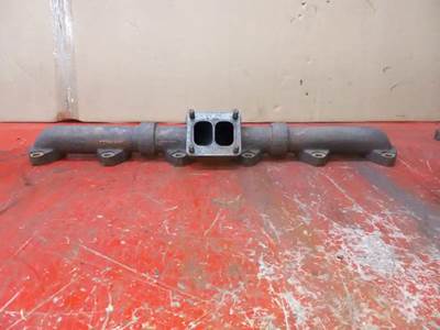 INTER DT-466D Exhaust Manifold for a 1997 International 4900 CAB DOUBLE