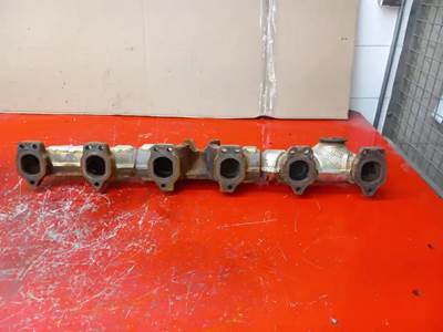 Paccar MX-13 Exhaust Manifold for a 2021 Kenworth T-880
