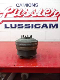 Cummins ISX Fan Clutch for a 2005 Volvo VNL