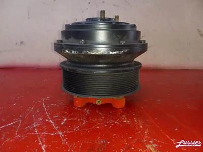 Cummins ISX Fan Clutch for a 2007 Volvo VNL