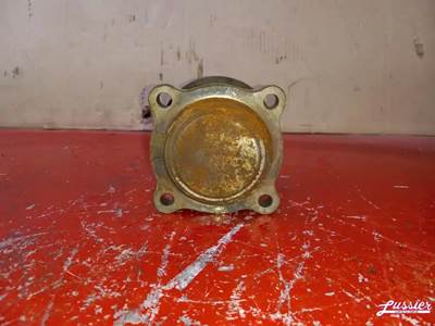 Cummins L10 Fan Clutch for a 2000 GMC T7500 C/O