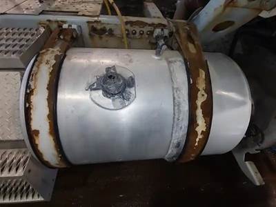 Freightliner Cascadia 125 Right Fuel Tank for a 2018 Freightliner CASCADIA PX125064S