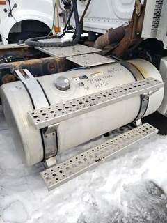 Freightliner Cascadia 125 Right Fuel Tank for a 2014 Freightliner CASCADIA PX125064S T