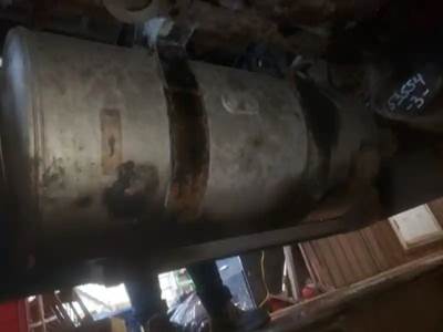 Freightliner FLD120 Right Fuel Tank for a 1997 Freightliner FLD-120