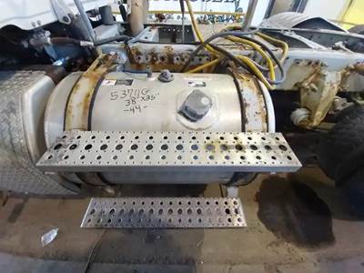 Freightliner Left Fuel Tank for a 2018 Freightliner CASCADIA PX125064S