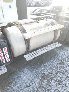 Freightliner Left Fuel Tank for a 2012 Freightliner CASCADIA PX125064S T