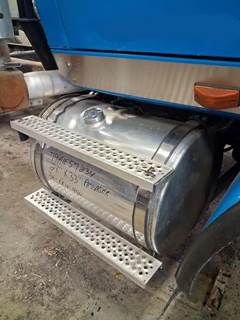 International 8600 Right Fuel Tank