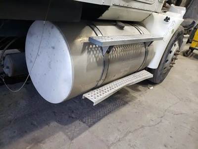 International 9400i Right Fuel Tank