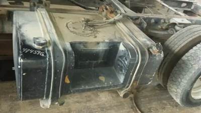 International CF600 C/O Left Fuel Tank