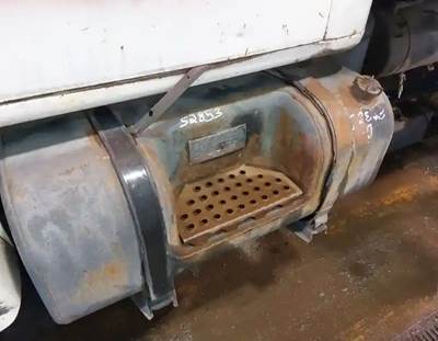 International S-1954 Left Fuel Tank