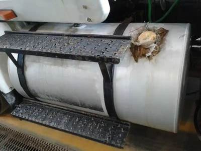 International TranStar 8600 Left Fuel Tank