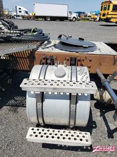 Kenworth Left Fuel Tank for a 2011 Kenworth T-800