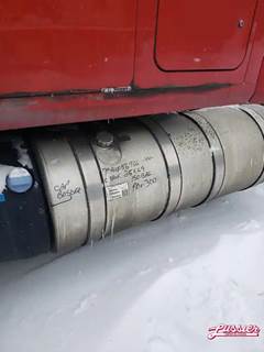 Mack CXU613 PINACLE Left Fuel Tank