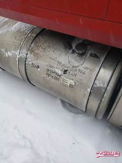 Mack CXU613 PINACLE Right Fuel Tank