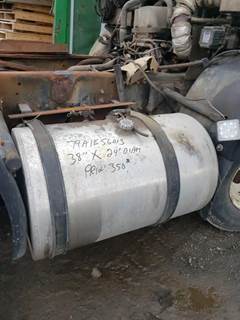 Mack MRU613 Right Fuel Tank