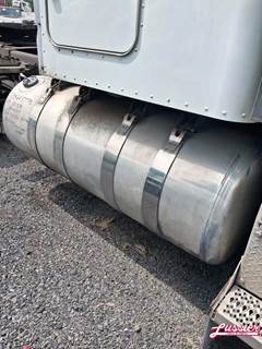 Peterbilt 367 Right Fuel Tank