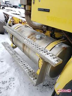 Sterling Right Fuel Tank for a 2007 Sterling L9500 (LT9513)