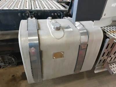 Volvo VNL Right Fuel Tank