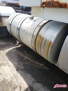 Volvo VNL Right Fuel Tank
