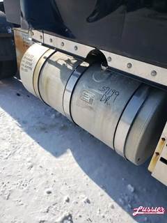 Volvo VNL Right Fuel Tank