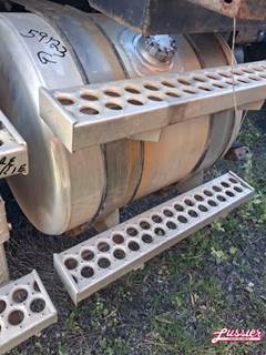 Western Star 4900SA Left Fuel Tank
