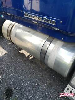 Western Star Right Fuel Tank for a 2017 Western Star 5700XE SLP