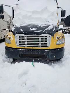 Freightliner B2 AUTOBUS Hood