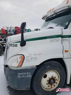 Freightliner Cascadia 125 Hood for a 2012 Freightliner CASCADIA PX125064S T