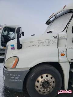 Freightliner Cascadia Hood