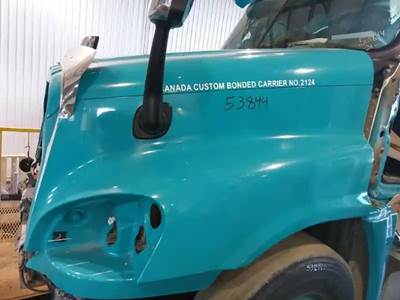 Freightliner Cascadia Hood