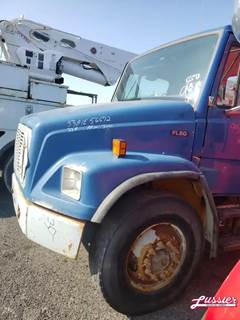 Freightliner FL80 Hood for a 2000 Freightliner FL-80