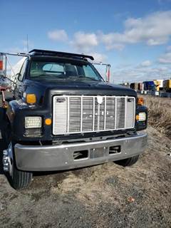 GMC Hood for a 1996 GMC C-6500 LOW PROFIL